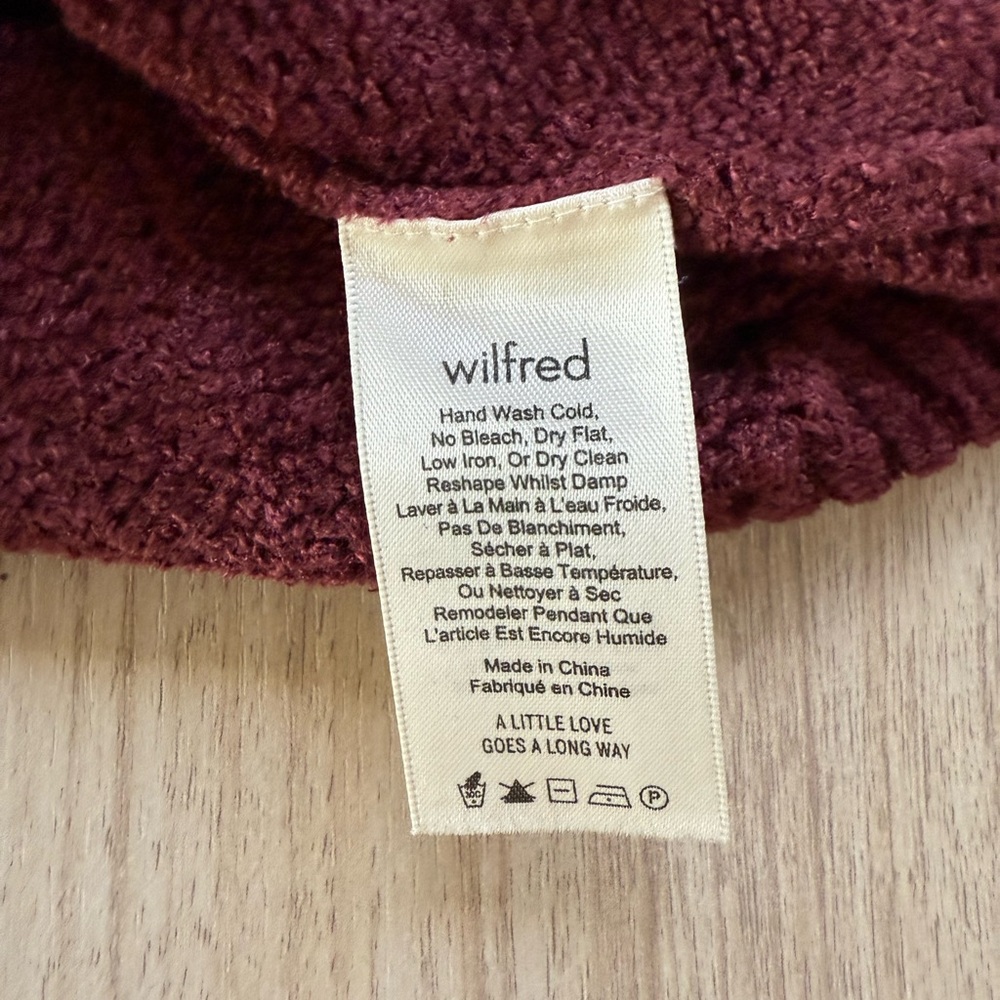 Aritzia Wilfred - Chenille Burgundy Turtleneck Crop Sweater - Sz M - Picture 6 of 6